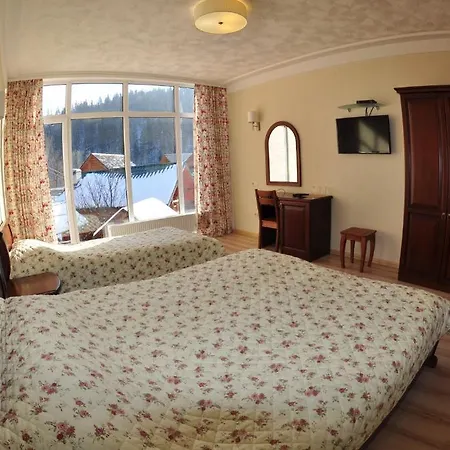 Provans Hotel Tatariv